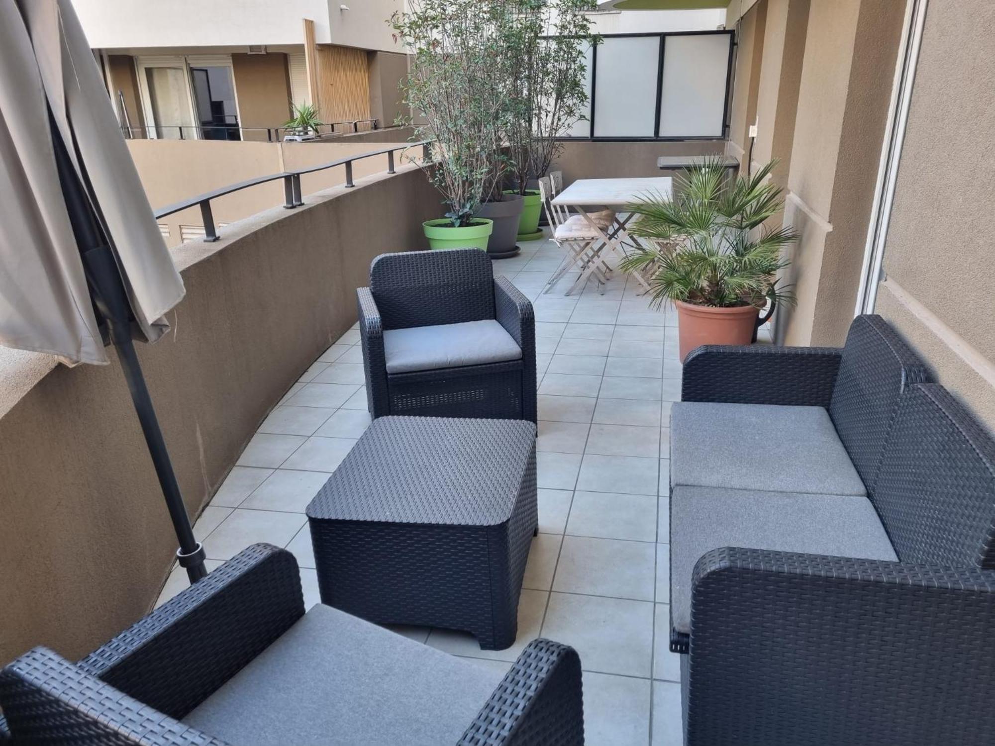 Grand Appartement Avec Garage Et Terrasse カステルノ・ル・レ エクステリア 写真