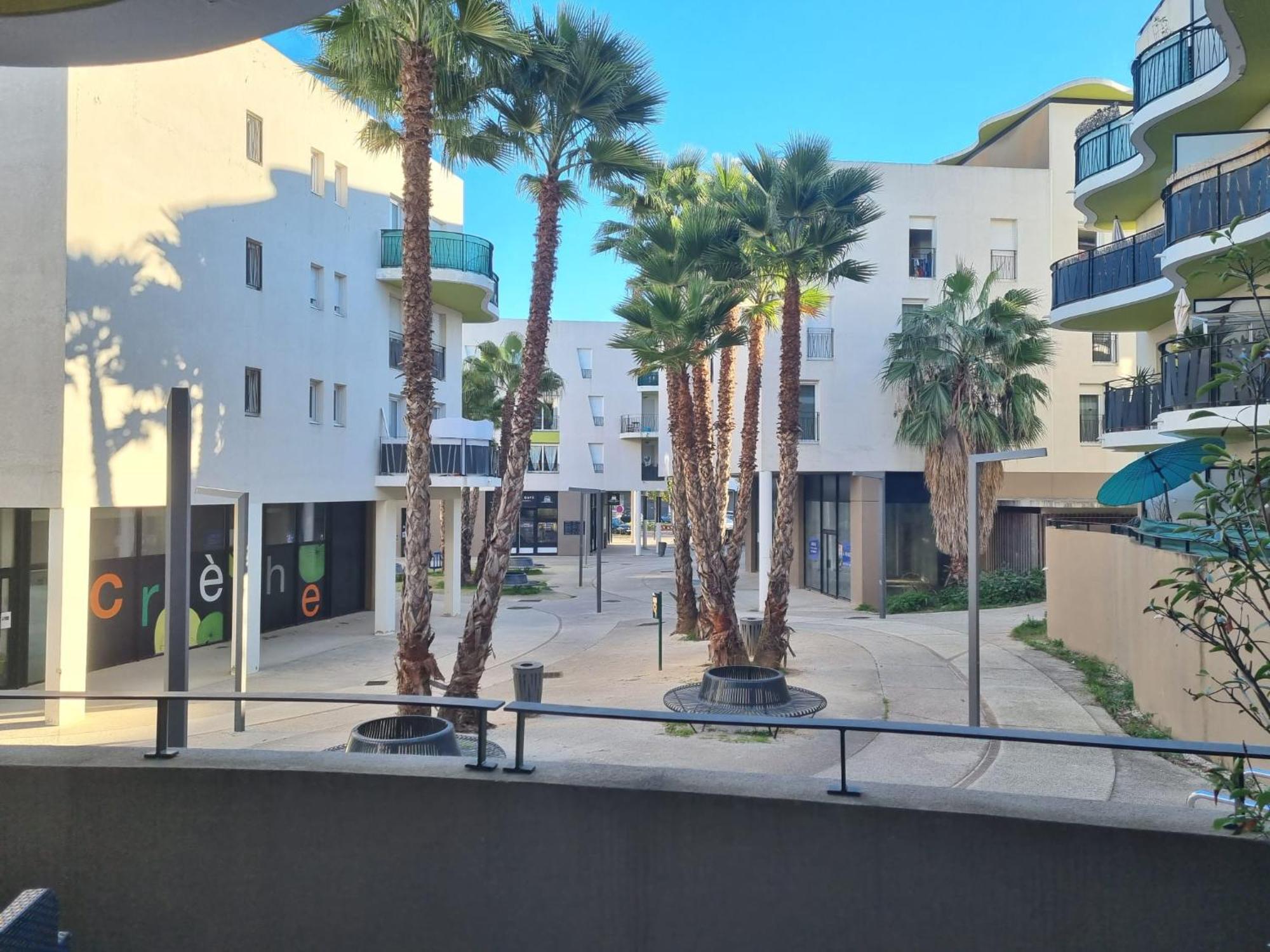 Grand Appartement Avec Garage Et Terrasse カステルノ・ル・レ エクステリア 写真